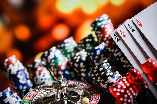Live dealer studio at sidney mohede displaying Texas Hold'em Bonus table